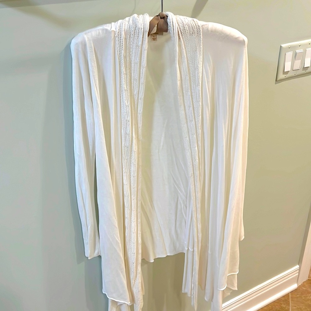 White Ella Moss Tunic Shrug With Lace Detail